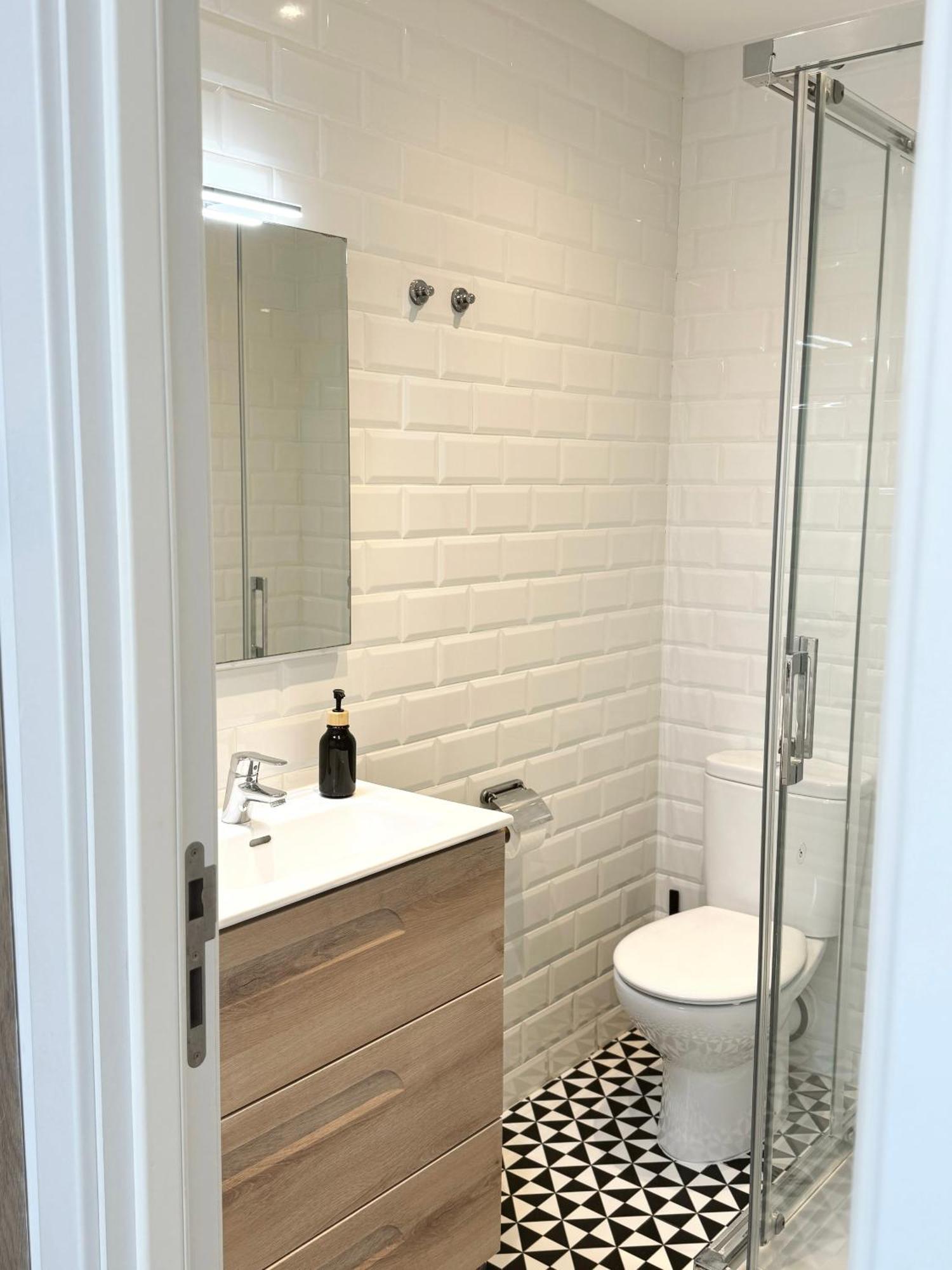 Central Penthouse Double Room Ensuite - Grand Central House غيبرالتار المظهر الخارجي الصورة
